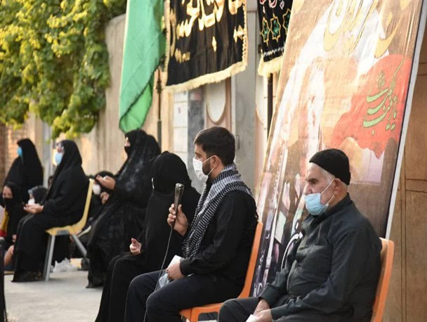 برگزاری روضه های کوچه و محلات درب منزل شهدا در کرمانشاه