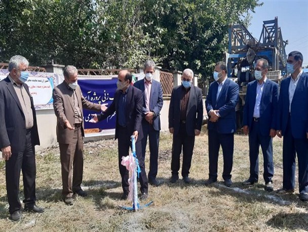 حل مشکل آب شرب ۳۵ درصد آملی‌ها/ نخستین حفر چاه تحقیقاتی کشور در مدار قرار گرفت