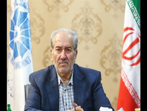 همه کارت های بازرگانی استان قم واقعی است/ جلوگیری از تعطیلی واحد های تولیدی اولویت اتاق بازرگانی قم