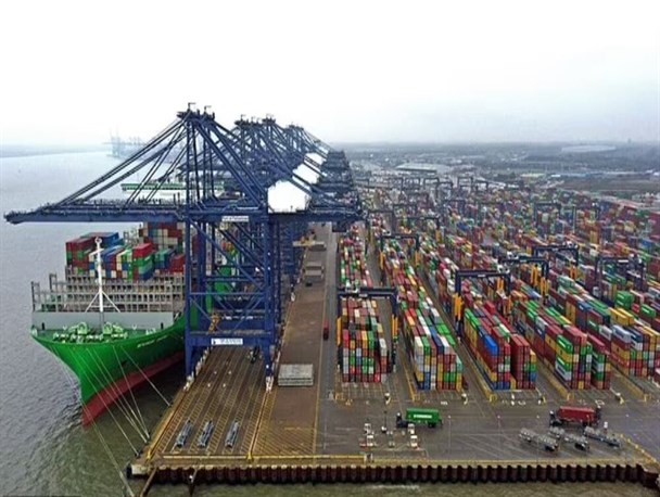 ۹ میلیون و ۵۲۰ هزار و ۴۶۳ تن کالا  در بنادر کشور تخلیه شد