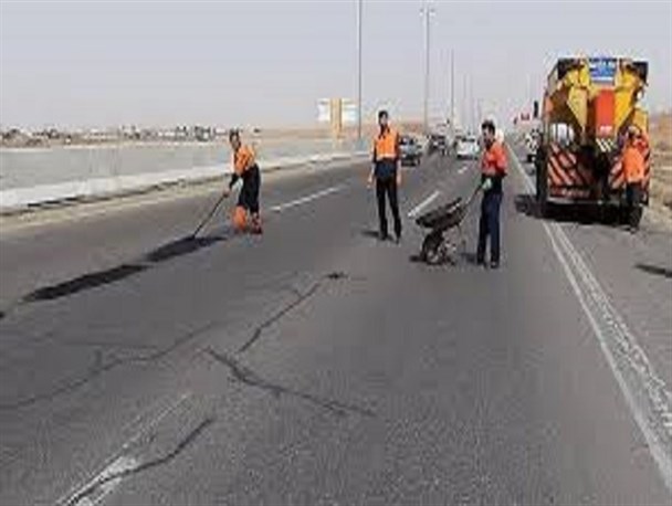 لکه‌گیری ۲۰ هزار متر از جاده بروجرد به اراک