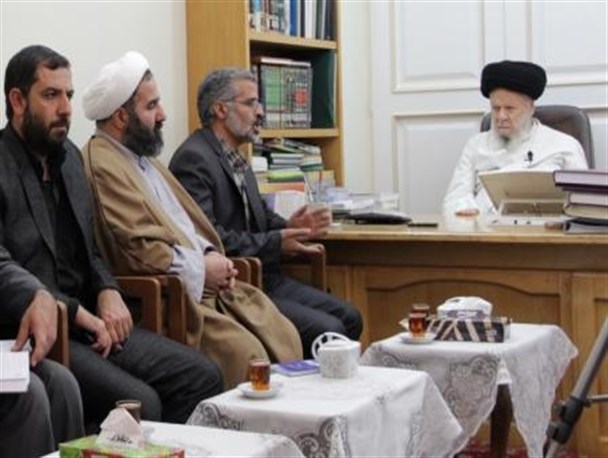 جوانان را با ارزش های دفاع مقدس آشنا کنید