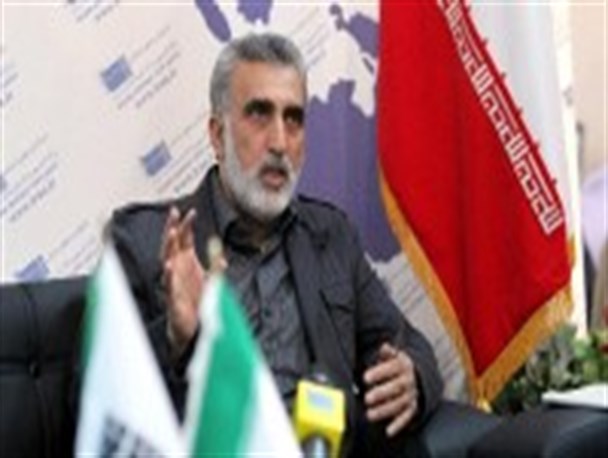 فرکی و گل محمدی مشکل تیم خودشان را حل کنند،تیم ملی پیشکش!