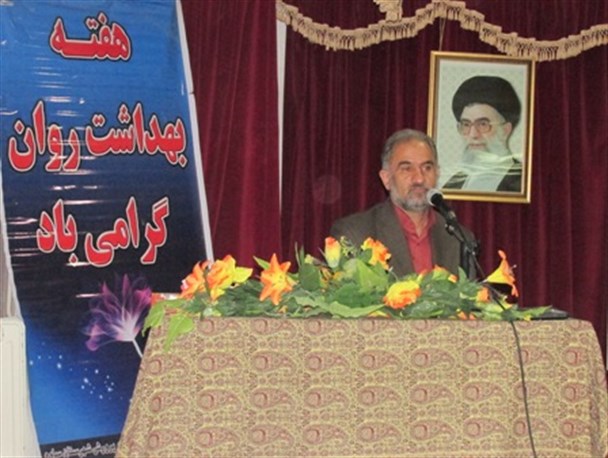همکاری خانواده و مدرسه آسیب های اجتماعی را کاهش می دهد