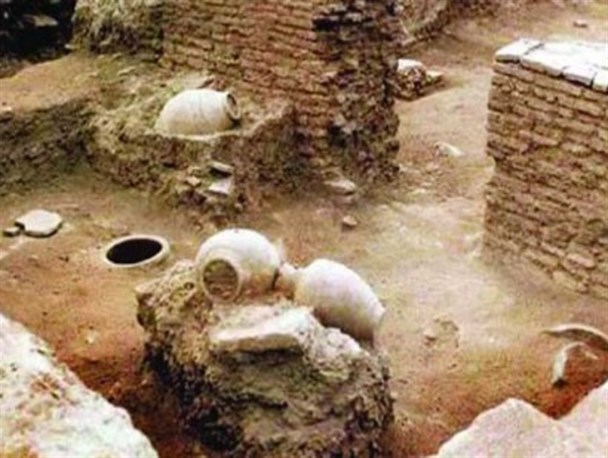 تعرض سودجویان به بناهای تاریخی تپه چگردک ایرانشهر/عوامل حفاری غیرمجاز دستگیر شدند