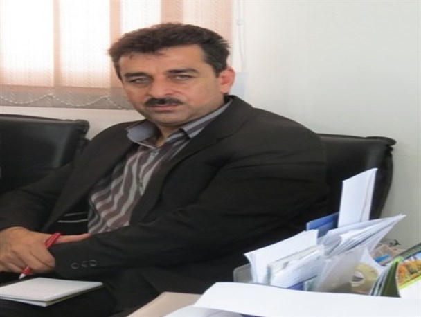 هنرمندان در جریان تراوشات ذهنی، فکری و عینی تمام سطوح و لایه های اجتماع را در نظر می گیرند