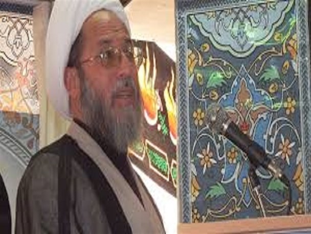 اتهام به قاری قرآن توطئه دشمن است