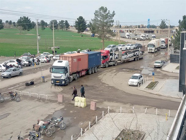 تردد ۴۰ هزار دستگاه کامیون ترانزیتی از مرز سرخس