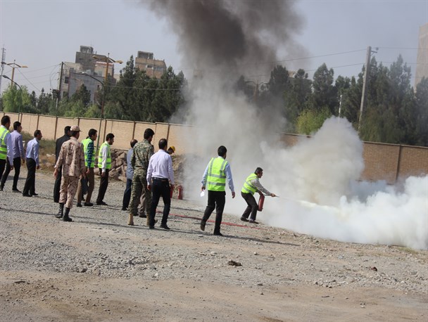 مانور پدافند غیرعامل در ادارات قرچک برگزار شد+ تصاویر