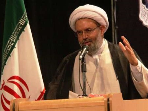 امام عصر(عج) فرمانده مراسم عظیم اربعین است/ خدمت رسانی مواکب در شهر سامرا باید گسترش یابد