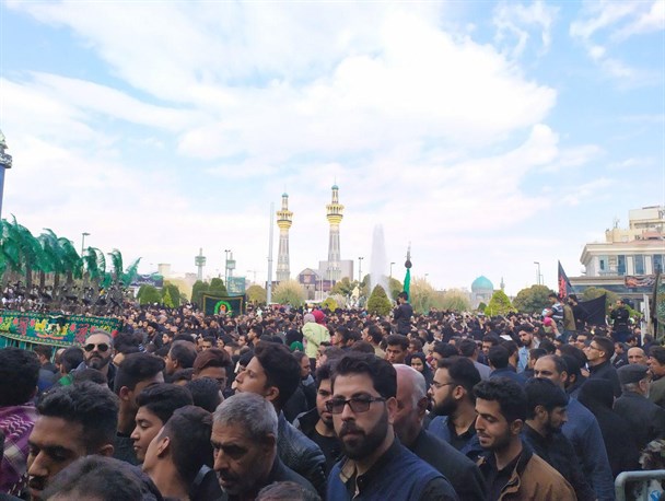 حضور پرشور هیئت‌های مذهبی در سالروز شهادت امام رضا(ع)