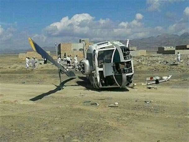 یک بالگرد در سراوان سقوط کرد+تصاویر