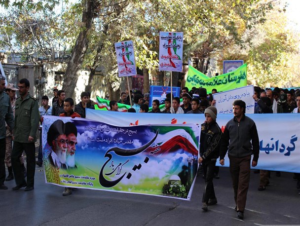 راهپیمایی بسیجیان اقلید