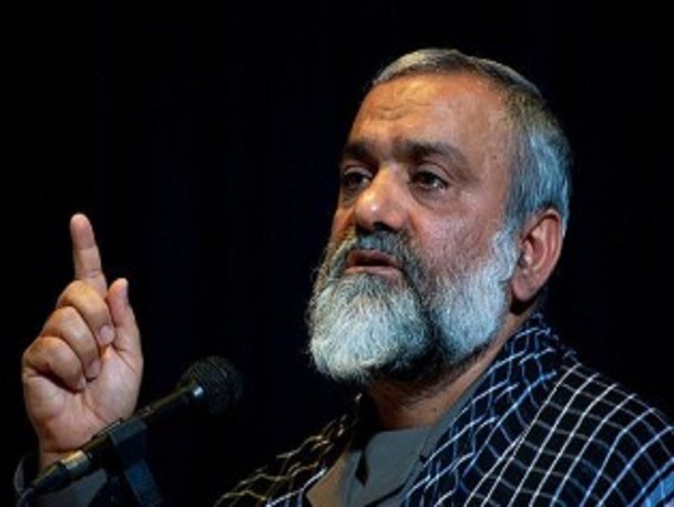 کسانی که بسیج را به تندروی محکوم می کنند معیارشان آمریکا و سازمان های صهیونیستی است