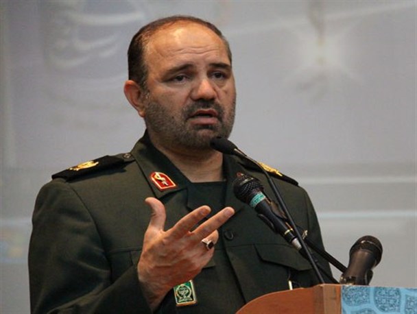 سیاست‌زدگی و نفوذ سیاسی هزینه سنگینی برای کشور به بار می‌آورد/ حفظ روحیه انقلابی در دانشگاه‌‌ها اولویت ماست