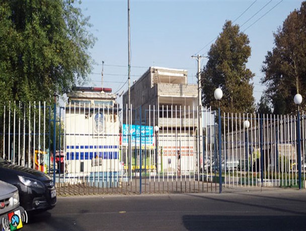 بهبود ترافیک میدان فرمانداری شهریار در انتظار تصمیم فرمانداری / انسداد دوربرگردان توسط کانکس راهور