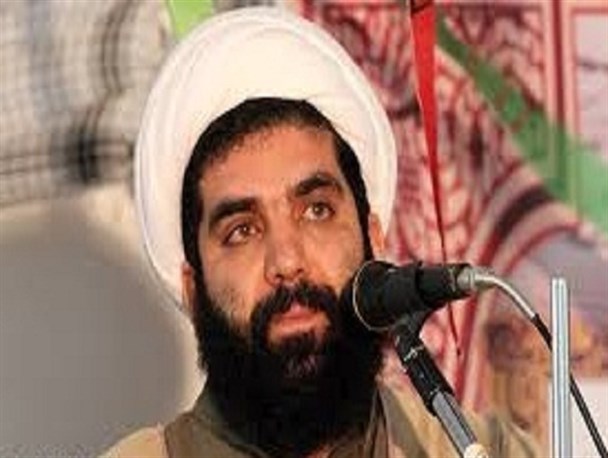 استفاده ولی امر مسلمین از چفیه به عنوان نماد بسیج از برکات این سازمان مردمی است/ اعزام مبلغ به مناسبت های مختلف و برگزاری همایشات روشنگری توسط بسیج طلاب وروحانیون کرمان