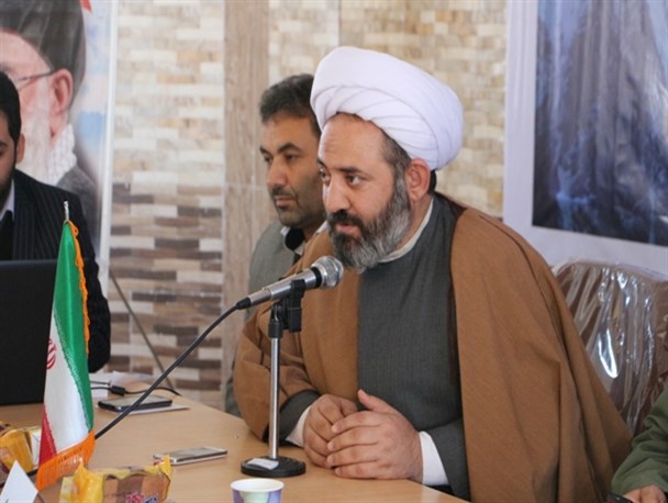 حکومت ولایت فقیه بهترین نوع اداره جامعه است/ عبادت بدون اطاعت، انسان را به گمراهی می کشاند