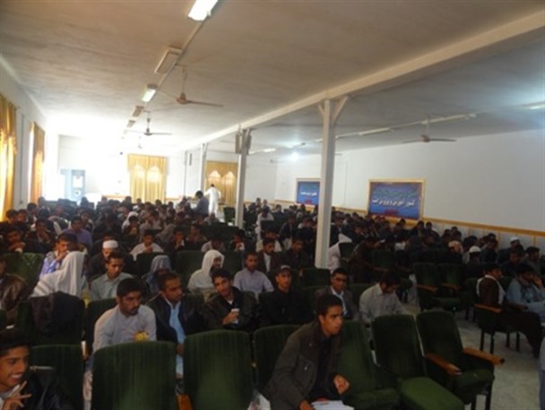 والدین الگوی مناسب فرزندان خود باشند/ سخت گیری آفتی بر جان امر به معروف و نهی از منکر