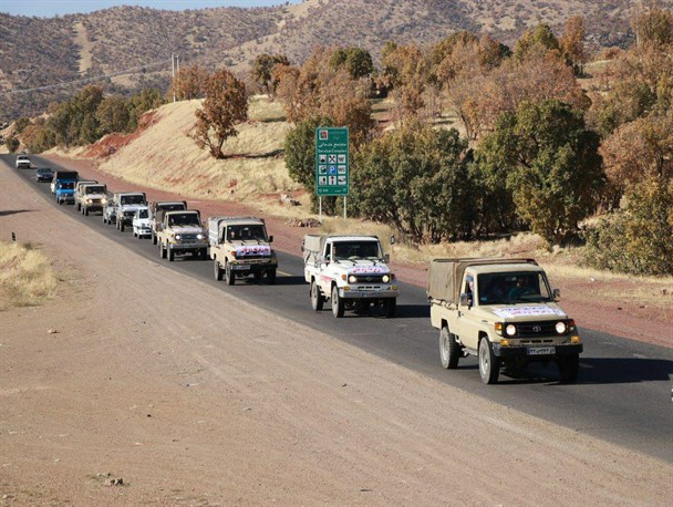 سومین کاروان کمک های مردمی شهر "نودشه" به مناطق زلزله زده ارسال شد + تصاویر