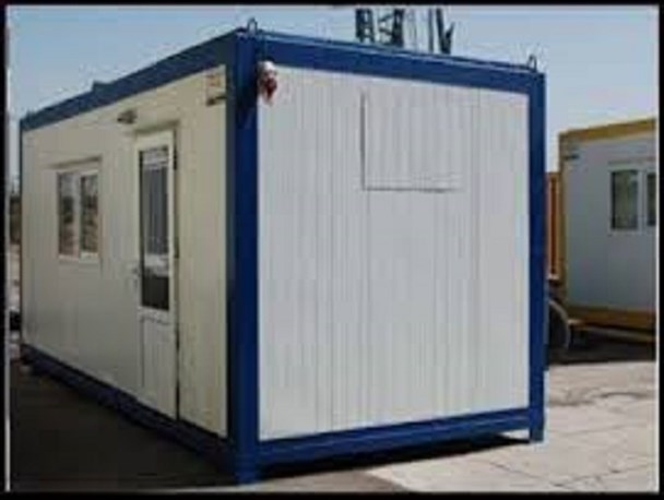 ساخت کانکس برای زلزله زدگان توسط دانشجویان دانشگاه فنی ابن حسام بیرجند