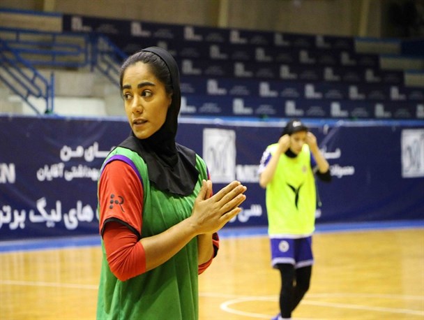 قاسمی: سطح لیگ ترکیه بالاست اما می خواهم در تیم‌های بزرگ و مطرح بازی کنم/ بازی در جهانی هندبال می‌تواند پله ترقی باشد