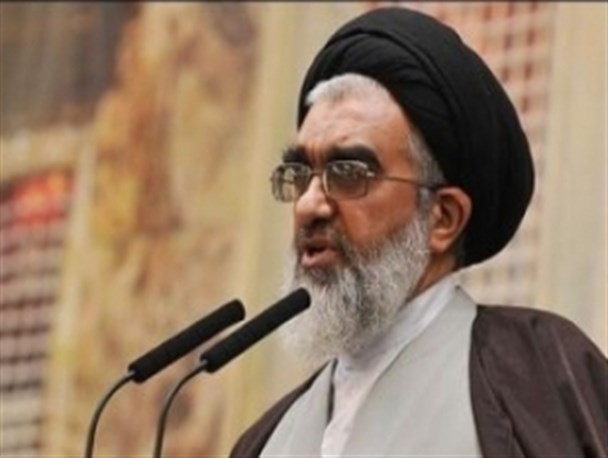 مردم در 9 دی، فتنه گران را رسوا کردند
