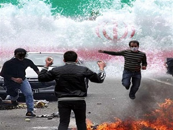 فتنه گران از رجوی ها هم احمق تر هستند/سران فتنه عامل پررویی دشمنان شدند/فتنه گران از 9دی و کلمه فتنه هراس دارند