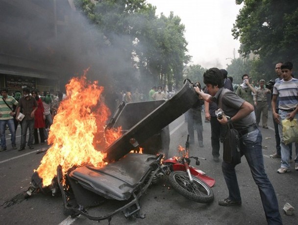 بازگشت سران فتنه تهدیدی دوباره برای انقلاب است