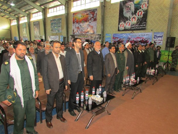 هشتمین یادواره سرداران و 220 شهید شهرستان سروستان برگزار شد