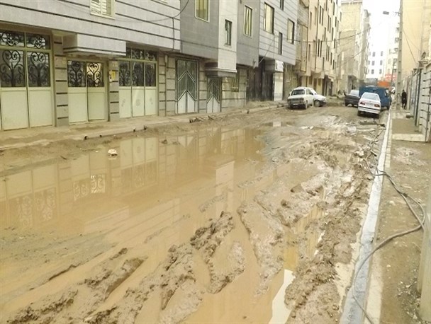 پایانی بر مشکلات بی آبی کوچه زارعی خیابان پائیزان شهر قدس