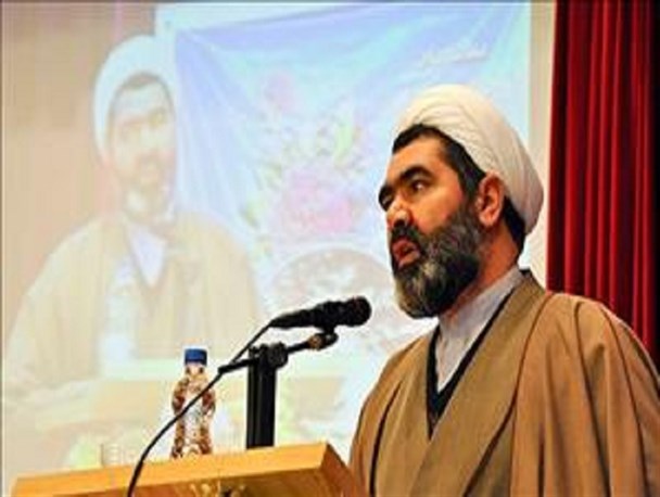 عده ای می خواهند ماجرای جمل را تکرار کنند / دولت در به بهشت بردن مردم وظیفه ای ندارد اما زمینه جهنم رفتن را فراهم می کند