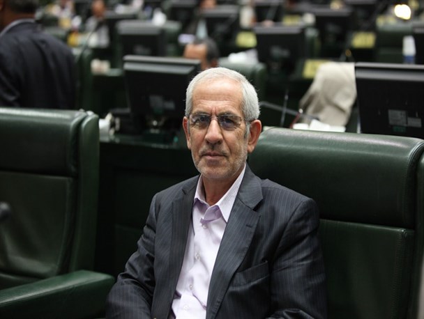 نماینده استهبان و نی ریز از حوزه انتخابیه تهران کاندیدا شد