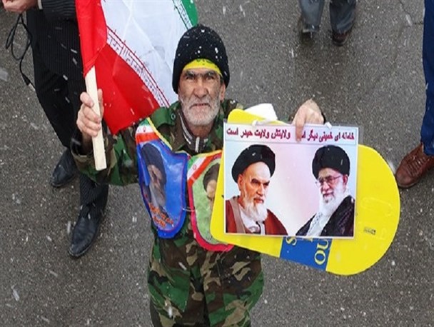 حماسه نهم دی چشم فتنه‌گران را کور کرد/آمریکا بزرگ‌ترین مشکل دنیای کنونی است