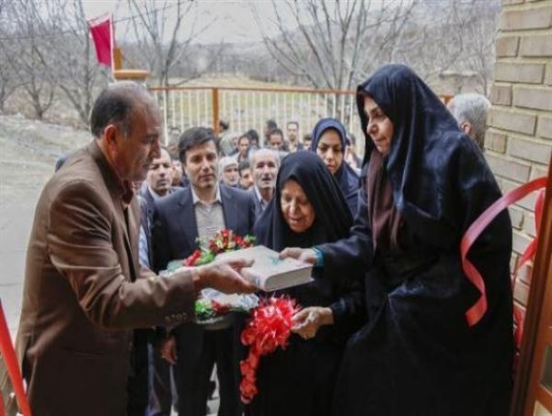 مدرسه خیر ساز 2 کلاسه روستای عامله از توابع شهرستان صحنه افتتاح شد