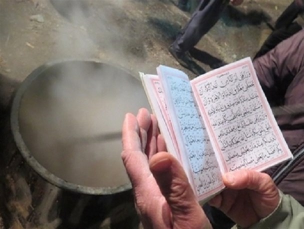 آیین ۱۵۰ ساله حلیم‌ پزان سفیدشهر ثبت معنوی می شود/ مسئولان شهرستان به این آیین کم توجهی می‌کنند