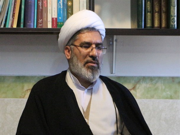 زبان برخی نمی چرخد کلامی از 9 دی بگویند/ 9 دی، یوم الله و ضامن بقای نظام است