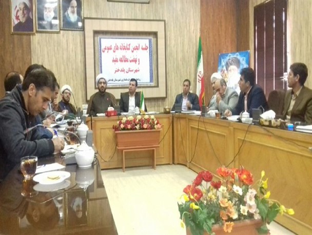 سرانه مطالعه به ثانیه و یک دقیقه زیبنده جامعه ما نیست/کتابخانه مدرسه علمیه امام رضا(ع) بیش از 30سال قدمت دارد