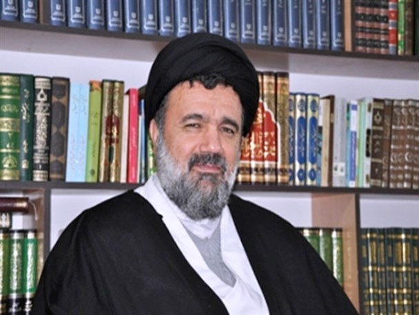 کسی جریان فتنه را فراموش کند جاهل است/ یوم‌الله 9 دی همواره باید زنده نگه داشته شود