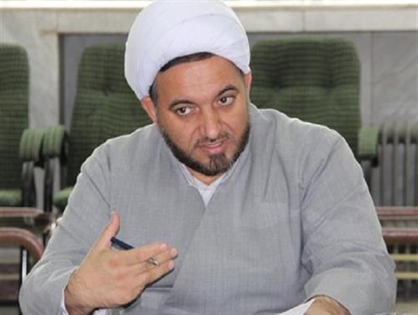 انقلاب اسلامی بیدی نیست که با باد انقلاب مخملی بلرزد