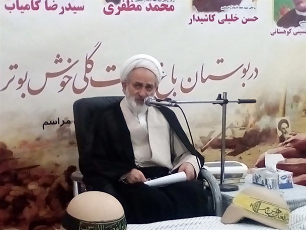 نفت کلید واژه فتنه بزرگتری می باشد که کلید خورده است/ ۹دی به عنوان روز آزادشهر نامگذاری شد