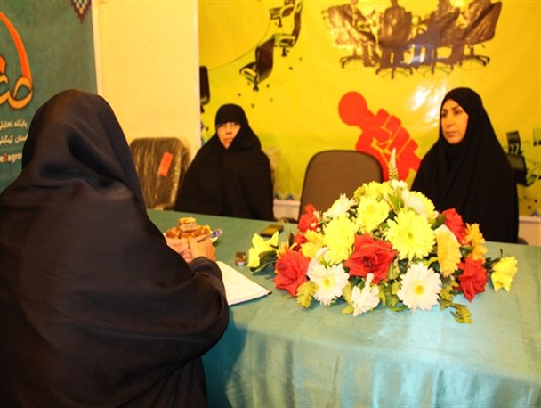 گشتاسبی: بانوان ایرانی در 9 دی نقش و رسالت زینبی خود را نشان دادند/ رومینا : مهمترین برکت فتنه 88 واقعه 9 دی بود
