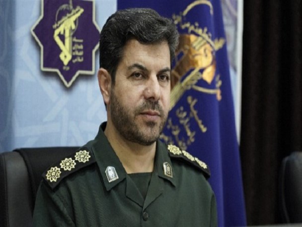 حاج قاسم انسجام و وحدت بخشی را زیر چتر انقلاب می دید