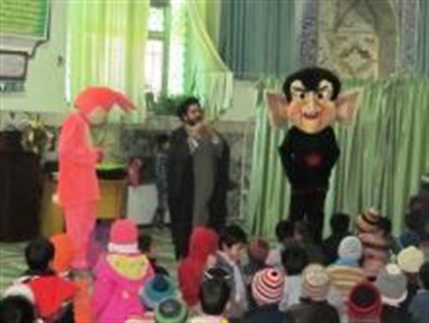 800 نونهال بیرجندی در طرح پیوند نونهالان مهد کودک ها با مسجد شرکت کردند