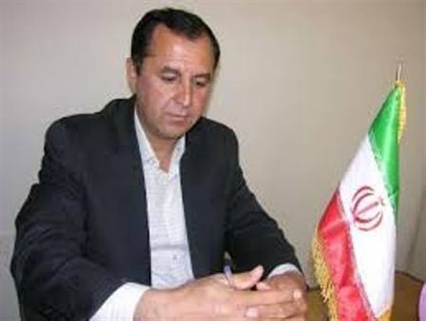 پری نخستین روستای ایرانی دارای چمن مصنوعی