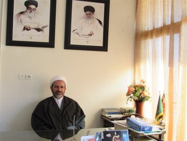 عامل تسلط کافران و داعشیان در یک کشور پیروی نکردن از ولایت فقیه است/ با اقتصاد مقاومتی پسا برجام را به یک فرصت بدل سازیم