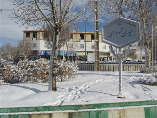 بارش برف و خلق مناظر زیبا در کمیجان