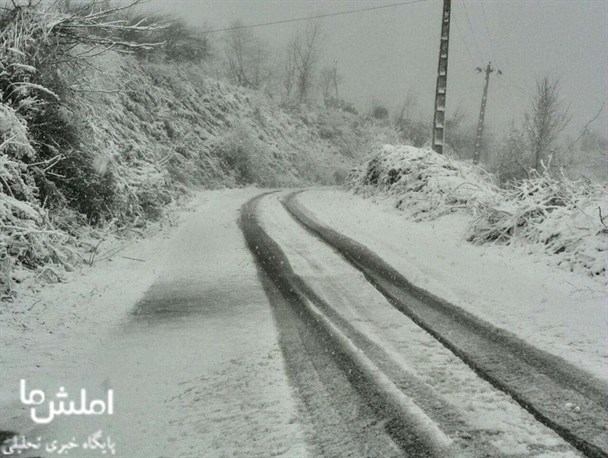 بارش برف/ جاده تابستان نشین املش