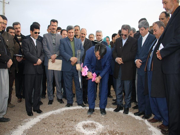 کلنگ زنی مجتمع توانبخشی، حرفه آموزی و مرکز نگهداری معلولان جسمی حرکتی شفا در سقز