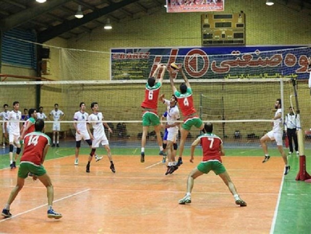 بارز کرمان باخت و به پلی آف رفت